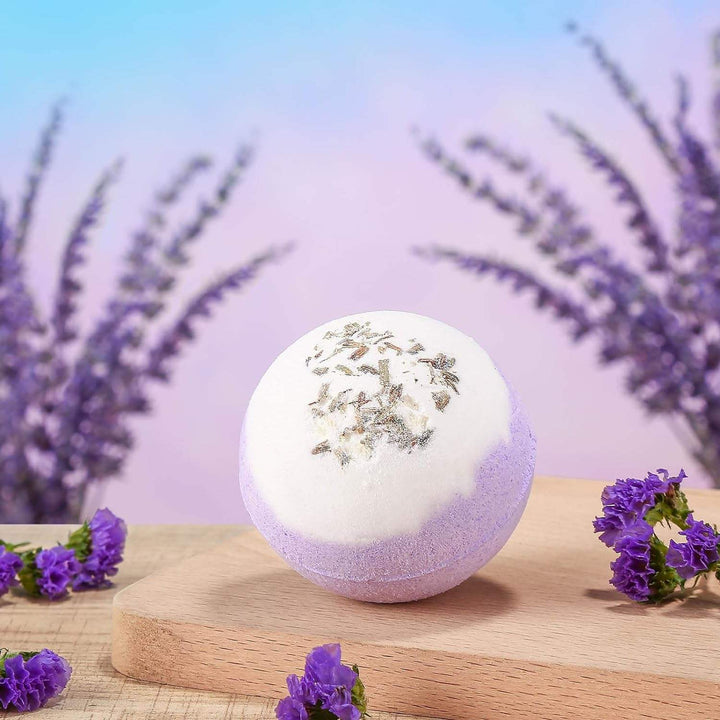 Lavender Shop -Lavender spa set
Aromatherapy gift set
Purple-themed gift box