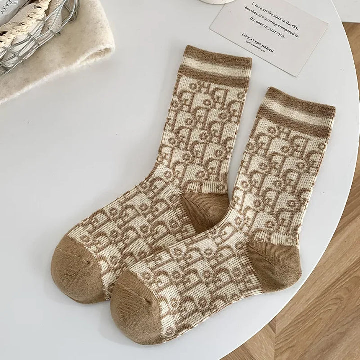 High-quality women's socks
Chic women's socks inspired by Dior
Eco-friendly women's socks