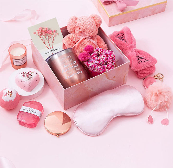 Lavender shop Pink Luxury Gift Set Pink
Luxurious pink gift set for her
Pink gift set with premium packaging
Pink self-care gift set