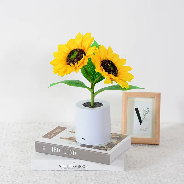 Sunflower Lamp with dimmable light and USB charging